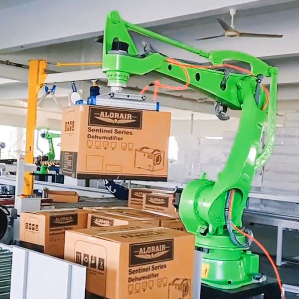 Handling Robot Arm For Machine Tool Loading And Unloading Applications
